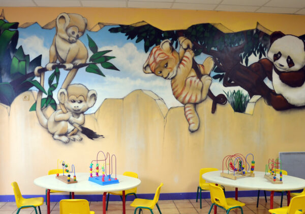 Tag dans une crèche à Montreuil