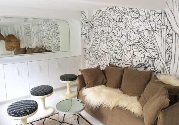 Graff déco végétal dans un salon à Paris
