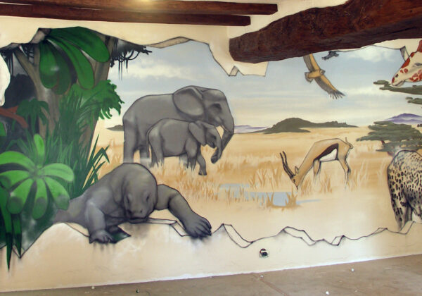 Déco graff savane dans un salon à Cholet