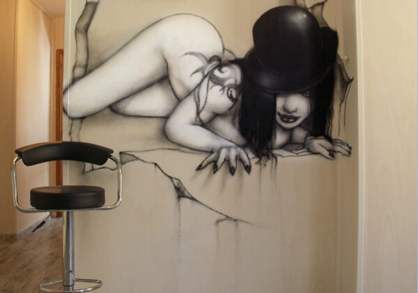 Pin-up sur un mur à Angers