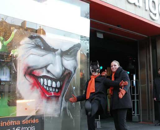 Graff du Joker à la boutique Orange des Champs-Elysées