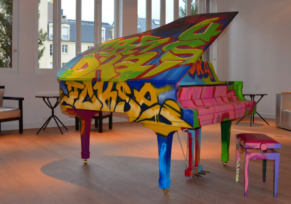 Graff déco d'un piano à queue à Boulogne-Billancourt