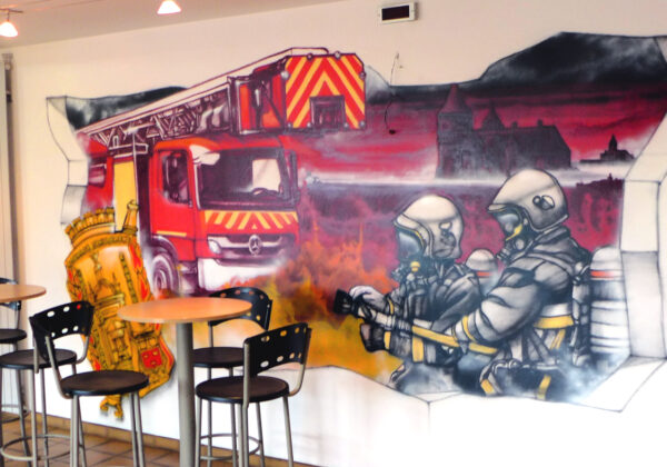 Fresque fait par déco graffeur dans une caserne de pompier à Châteauroux
