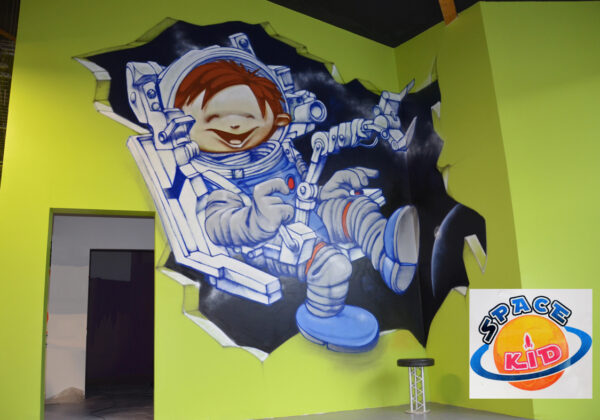Tag d'un petit astronaute pour un espace de jeux pour enfants à Saint-Étienne